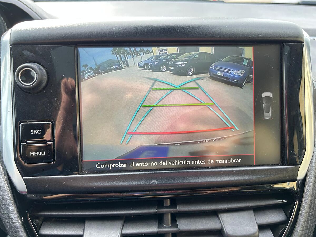 PEUGEOT 2008 GT LINE 1.2 E-THP AUTO SPANISH LHD IN SPAIN 61000 MILES SUPERB 2016